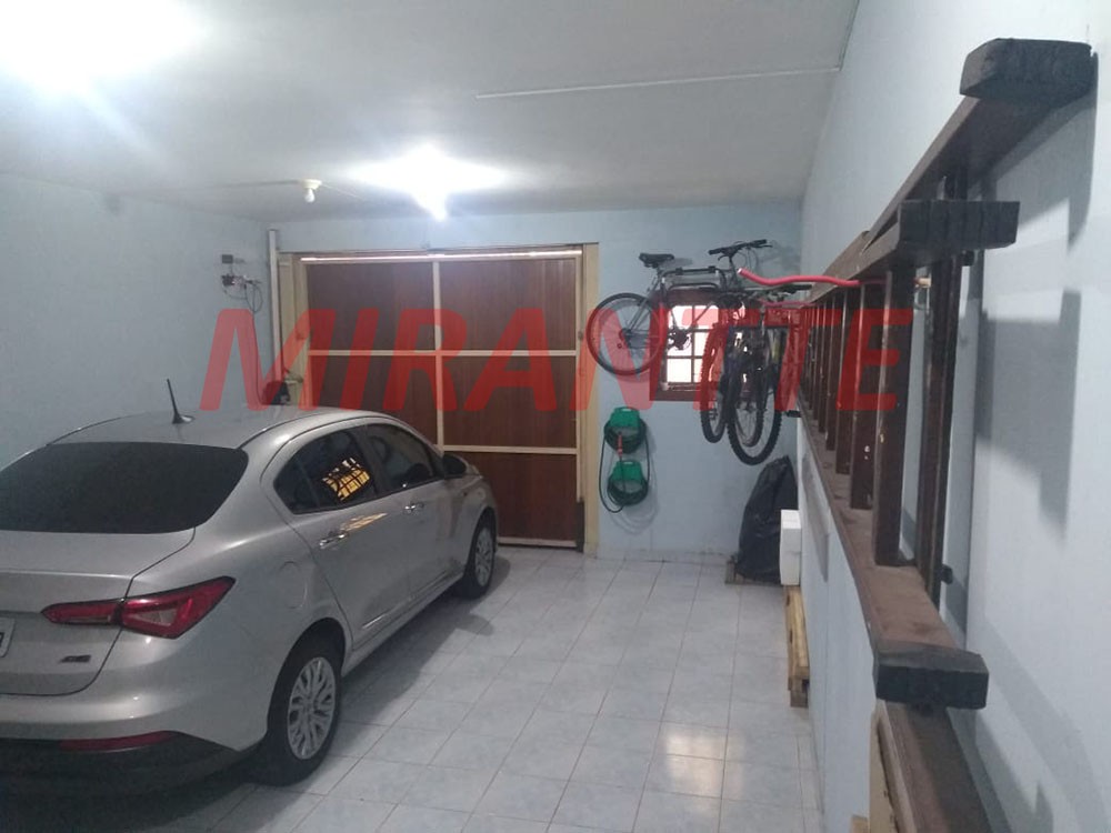 Sobrado de 185m² com 3 quartos em Vila Mazzei