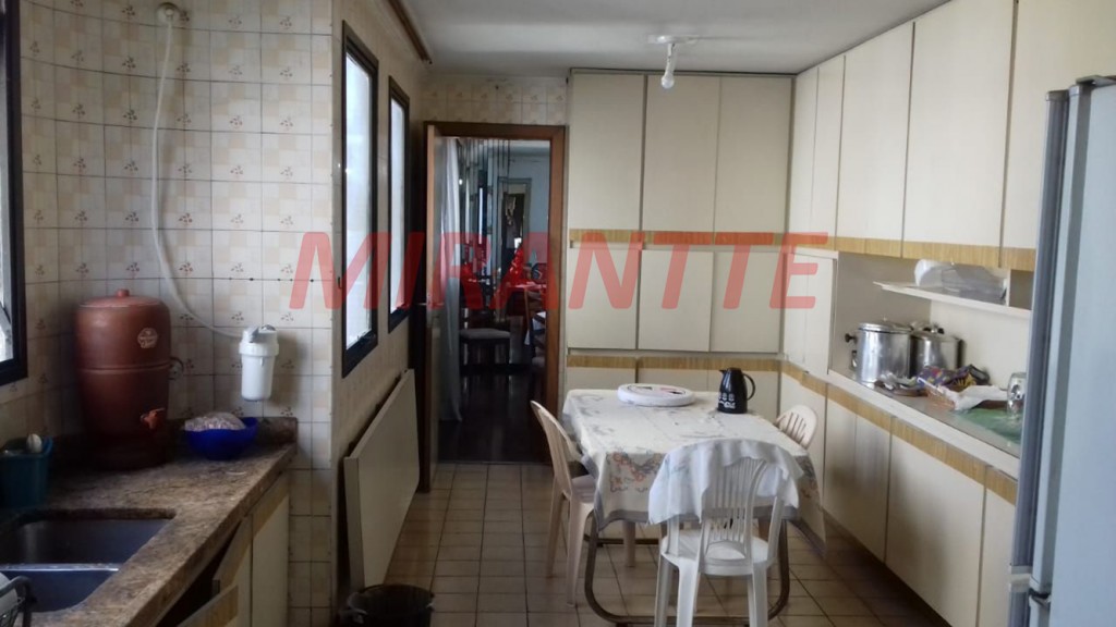 Apartamento de 220m² com 3 quartos em Perdizes
