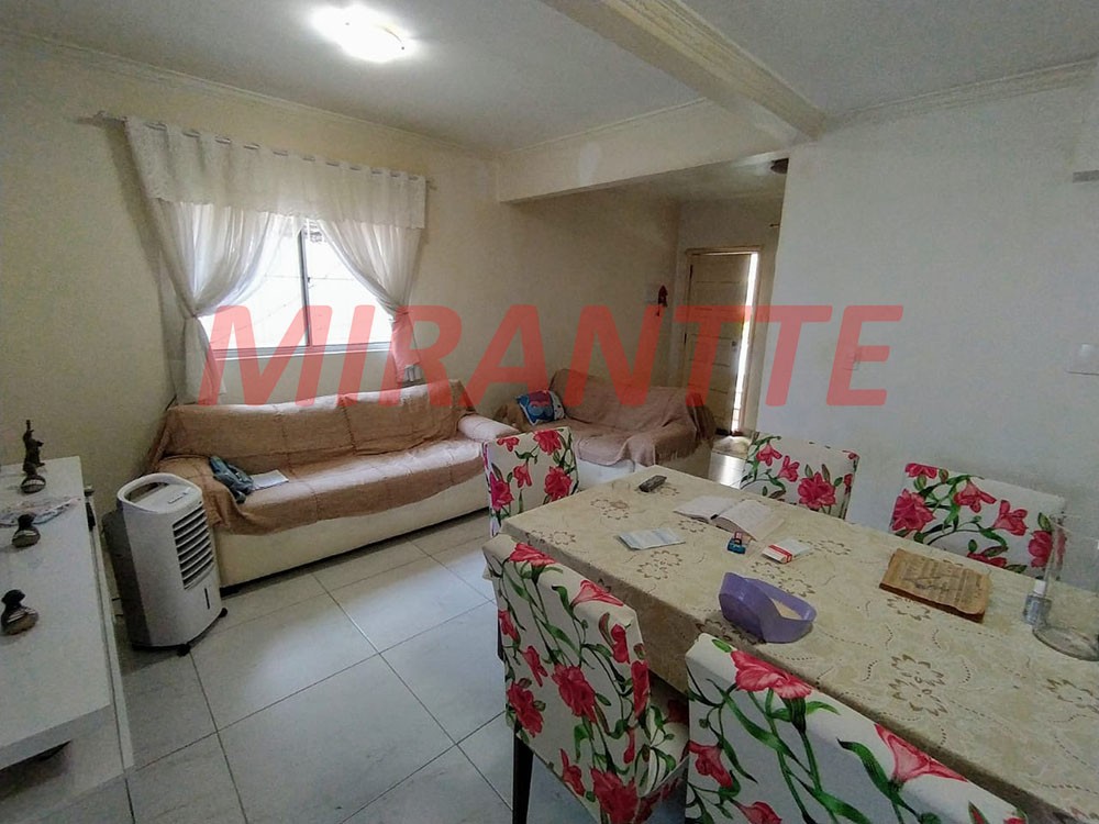 Sobrado de 121m² com 2 quartos em Jardim Kherlakian