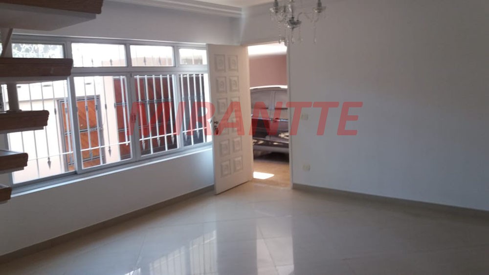 Sobrado com 4 quartos em Jardim Tranqüilidade