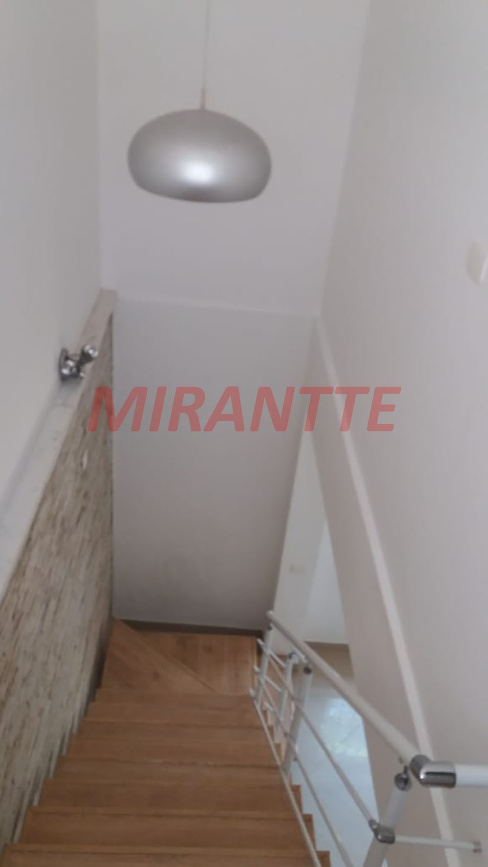 Sobrado com 4 quartos em Jardim Tranqüilidade