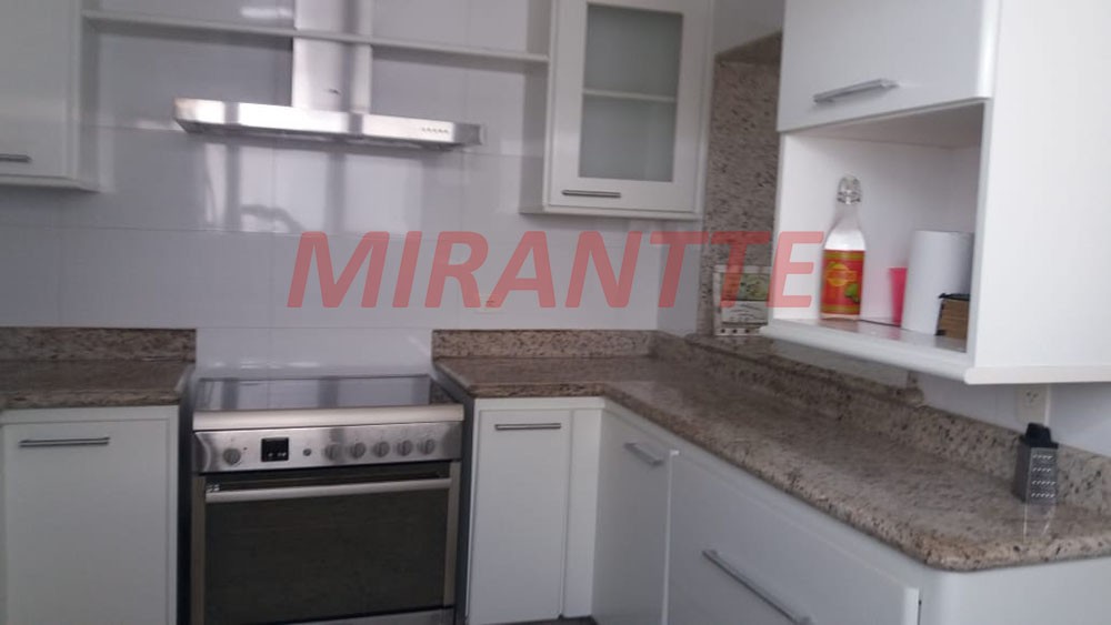 Sobrado com 4 quartos em Jardim Tranqüilidade