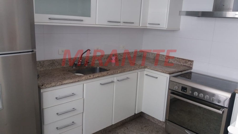 Sobrado com 4 quartos em Jardim Tranqüilidade
