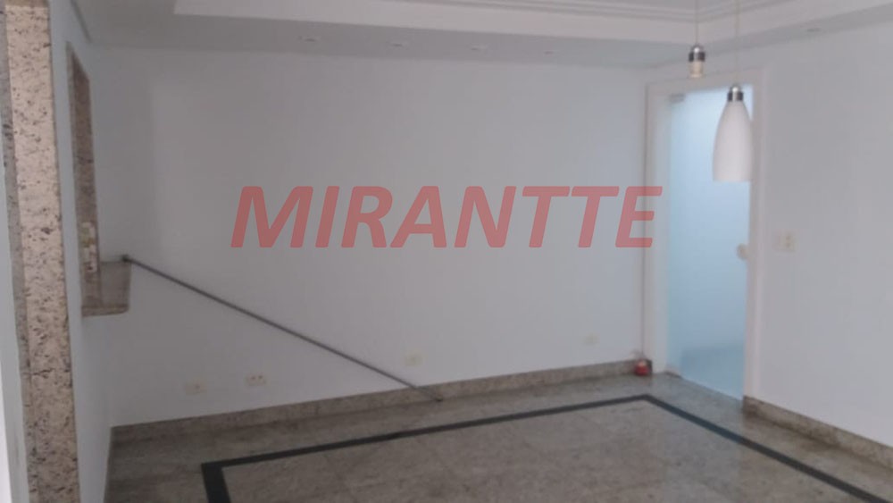 Sobrado com 4 quartos em Jardim Tranqüilidade