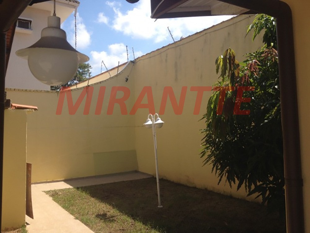 Sobrado com 5 quartos em ENSEADA