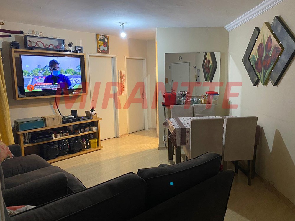Apartamento de 45m² com 2 quartos em Canindé