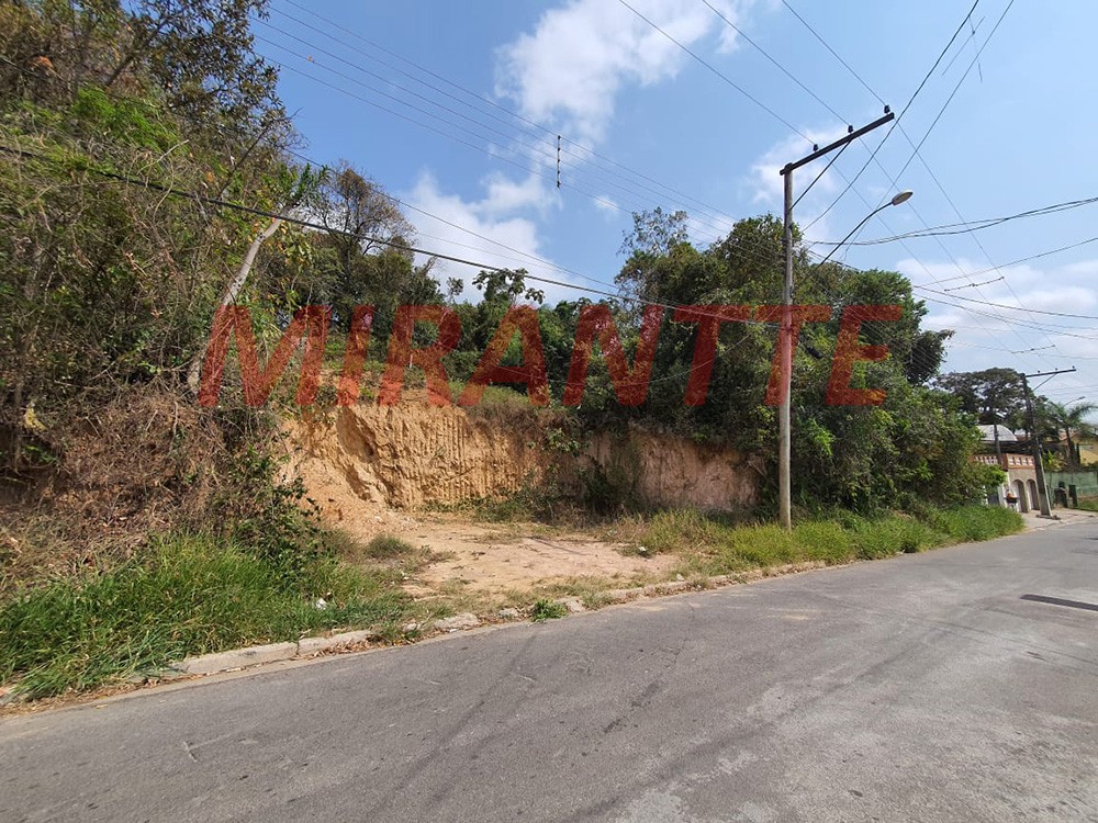 Terreno de 400m² em Serra da Cantareira