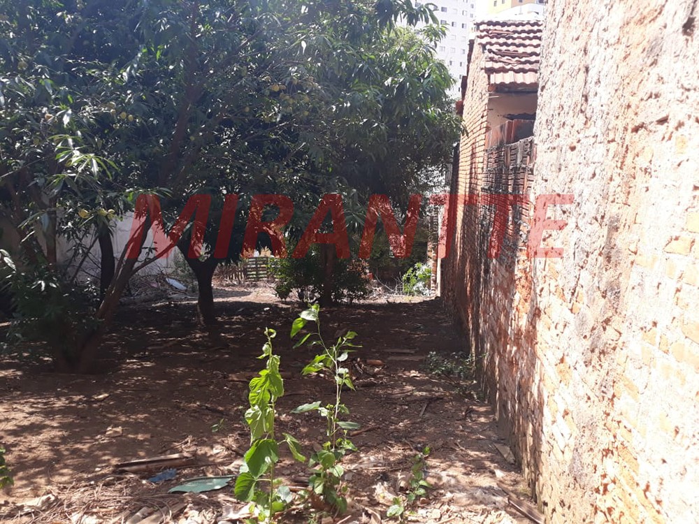 Terreno de 480m² em Chora Menino
