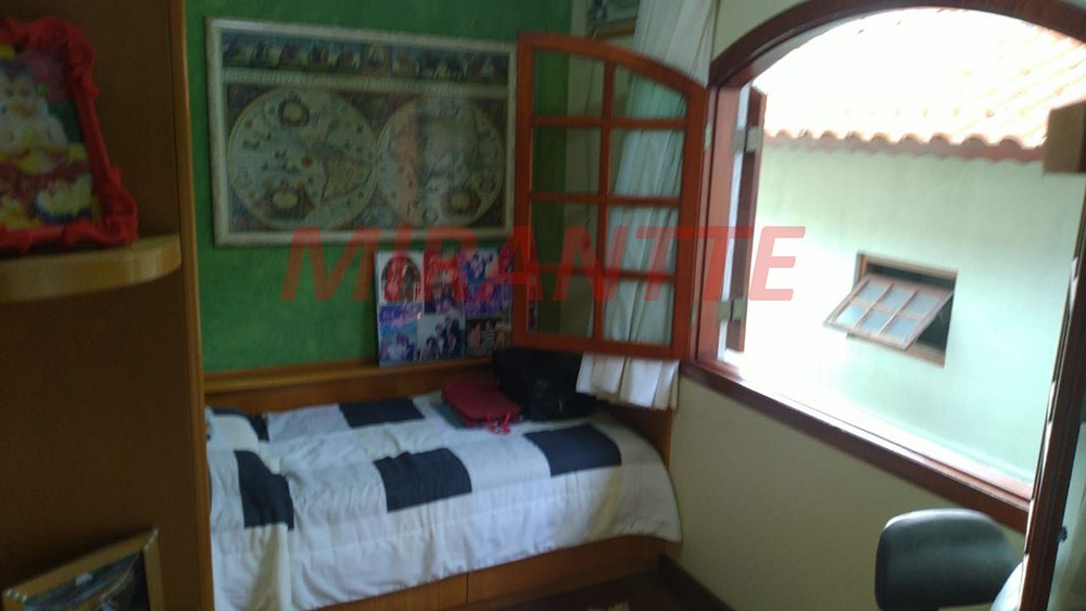 Sobrado de 200m² com 4 quartos em Vila Isolina Mazzei