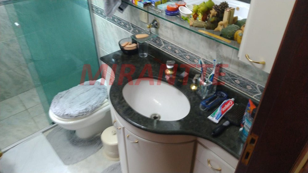 Sobrado de 200m² com 4 quartos em Vila Isolina Mazzei
