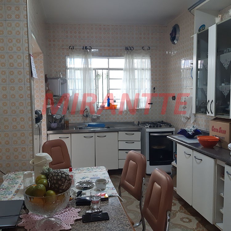 Casa terrea de 250m² com 3 quartos em Vila Gustavo