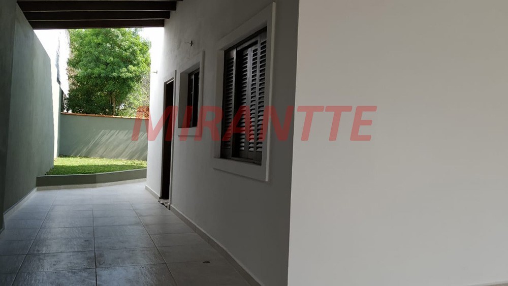 Sobrado de 265m² com 4 quartos em Horto Florestal