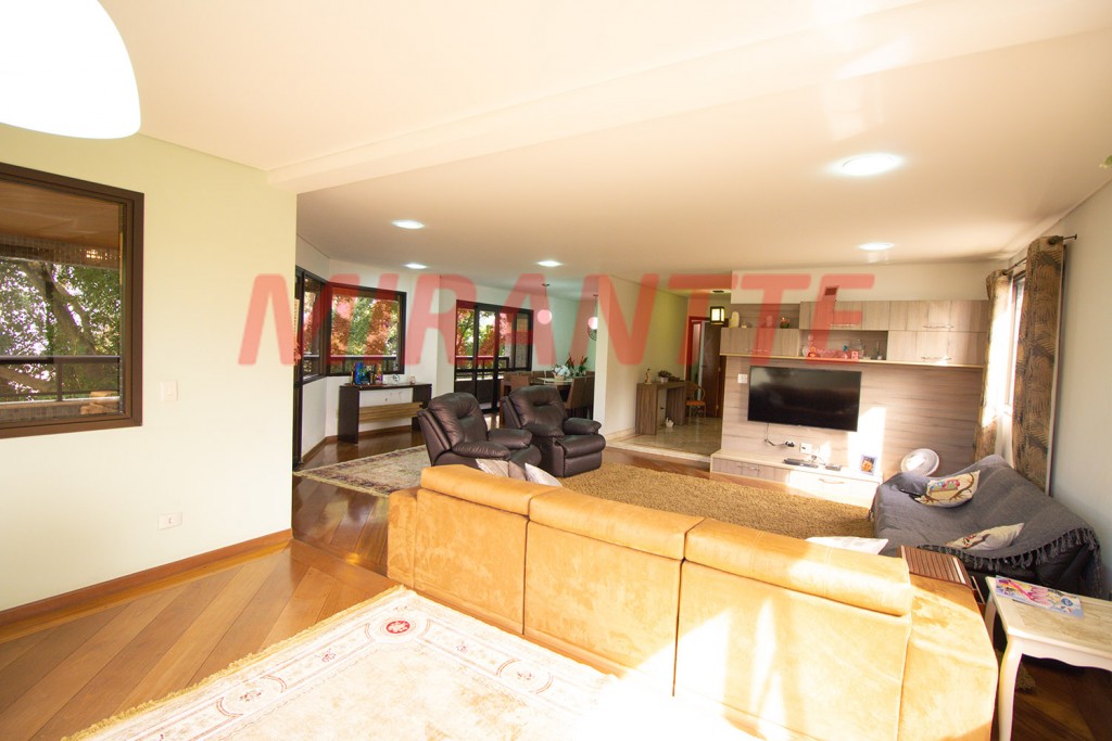 Apartamento de 360m² com 4 quartos em Jardim São Bento