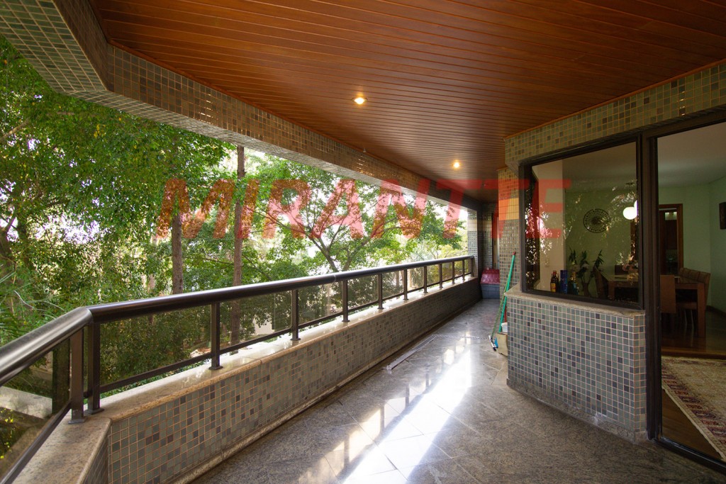 Apartamento de 360m² com 4 quartos em Jardim São Bento