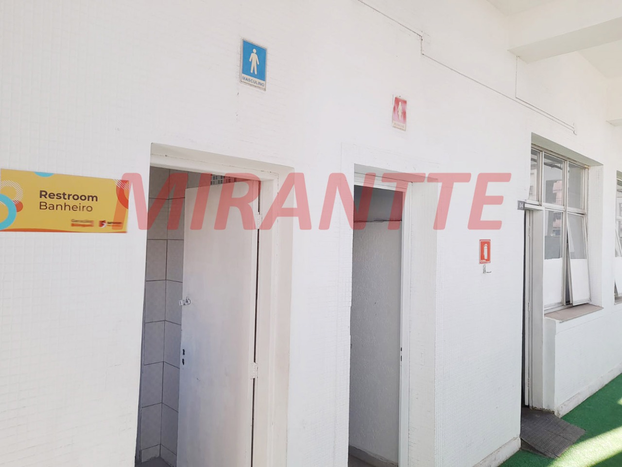Comercial de 1100m² em Santana