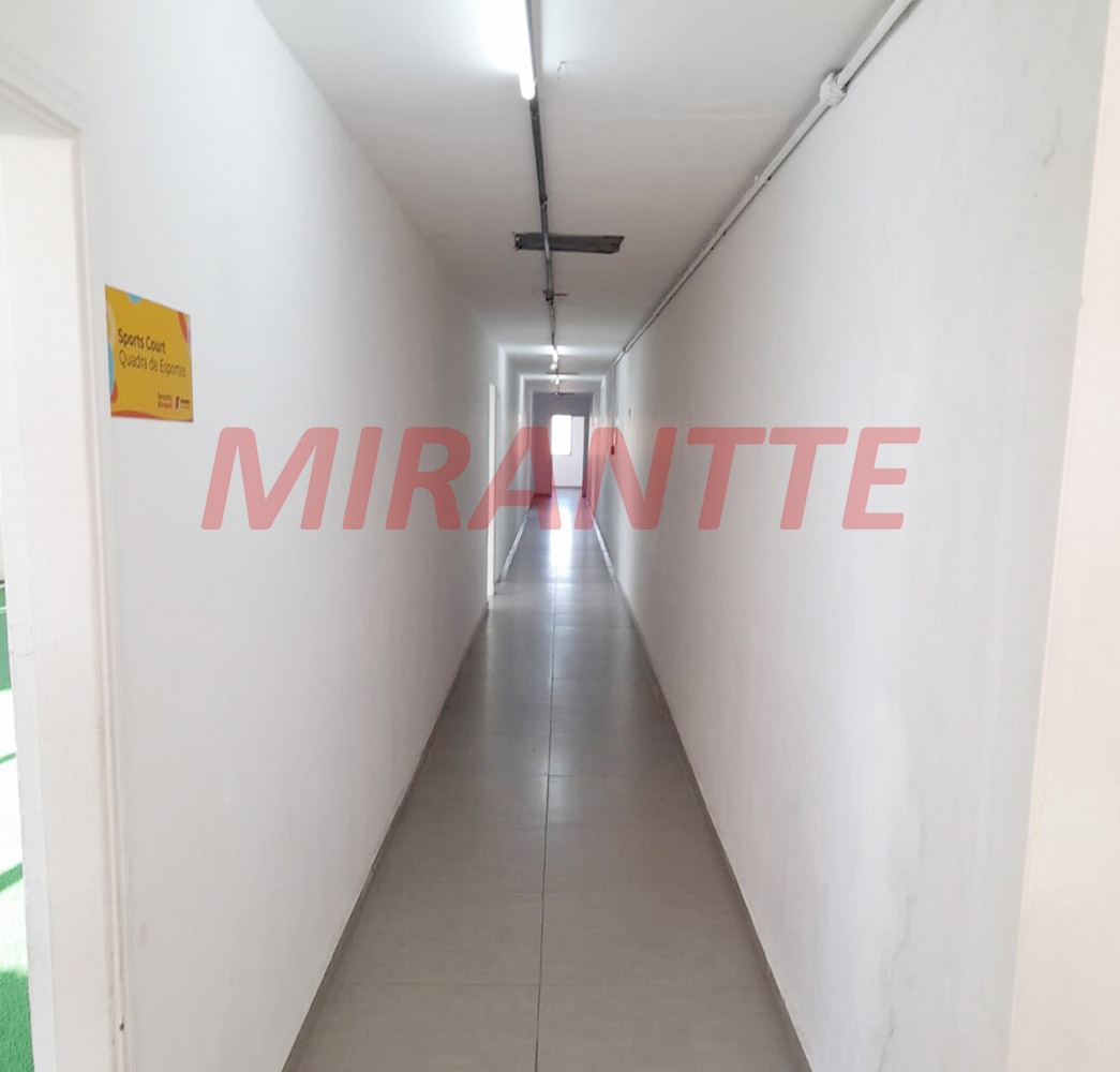 Comercial de 1100m² em Santana