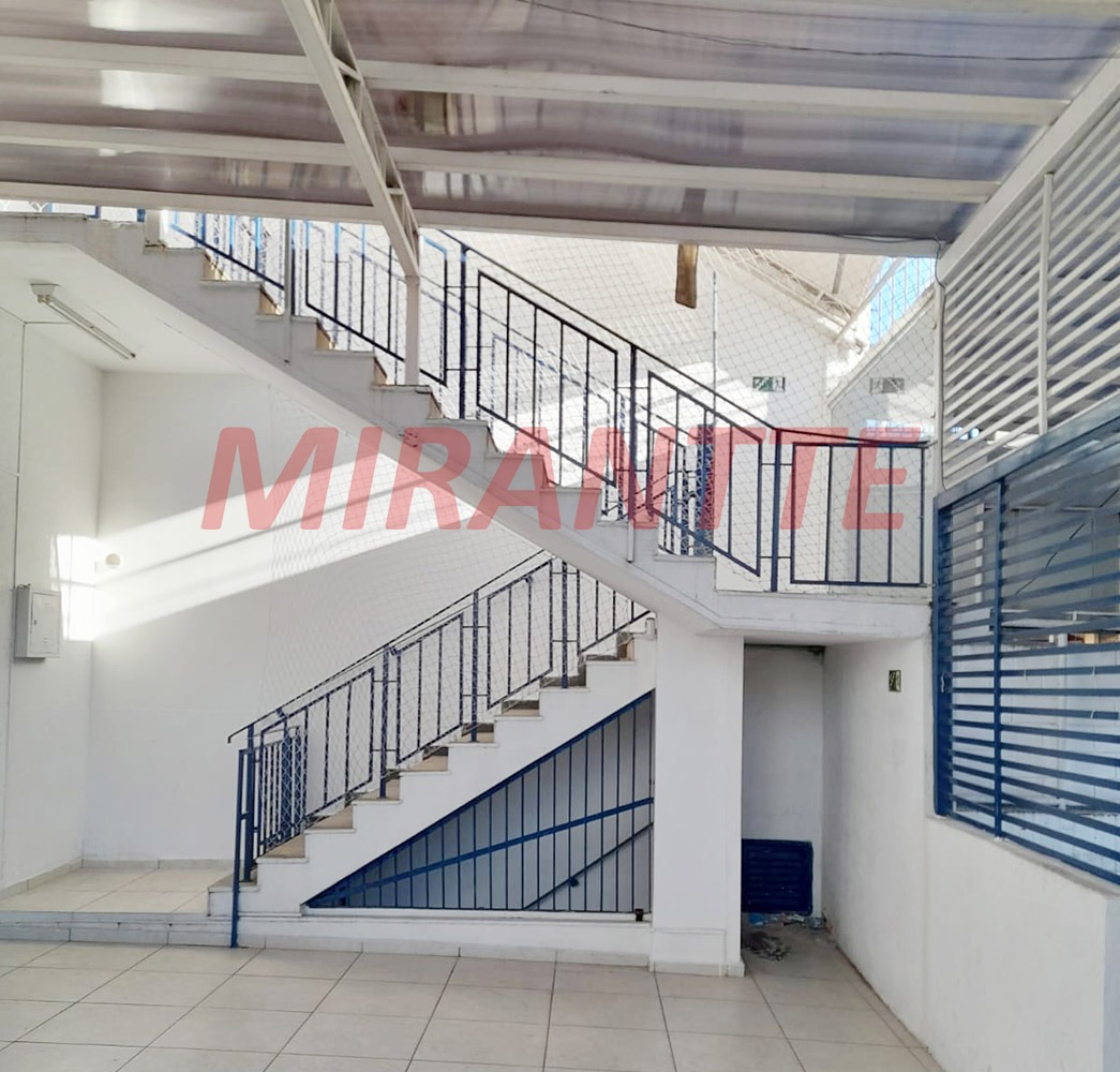 Comercial de 1100m² em Santana