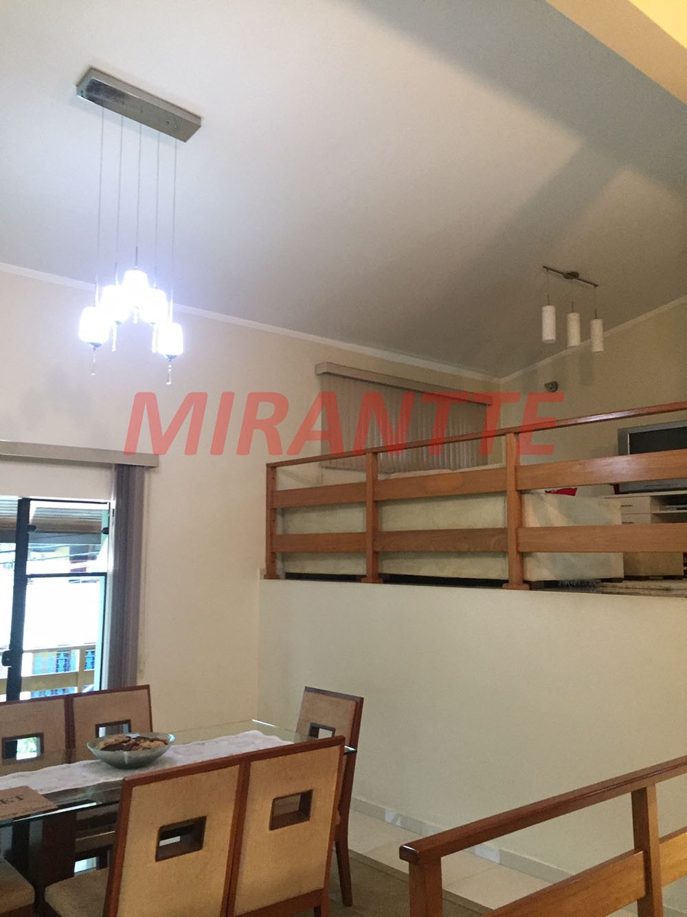Sobrado de 400m² com 3 quartos em Vila Rosália