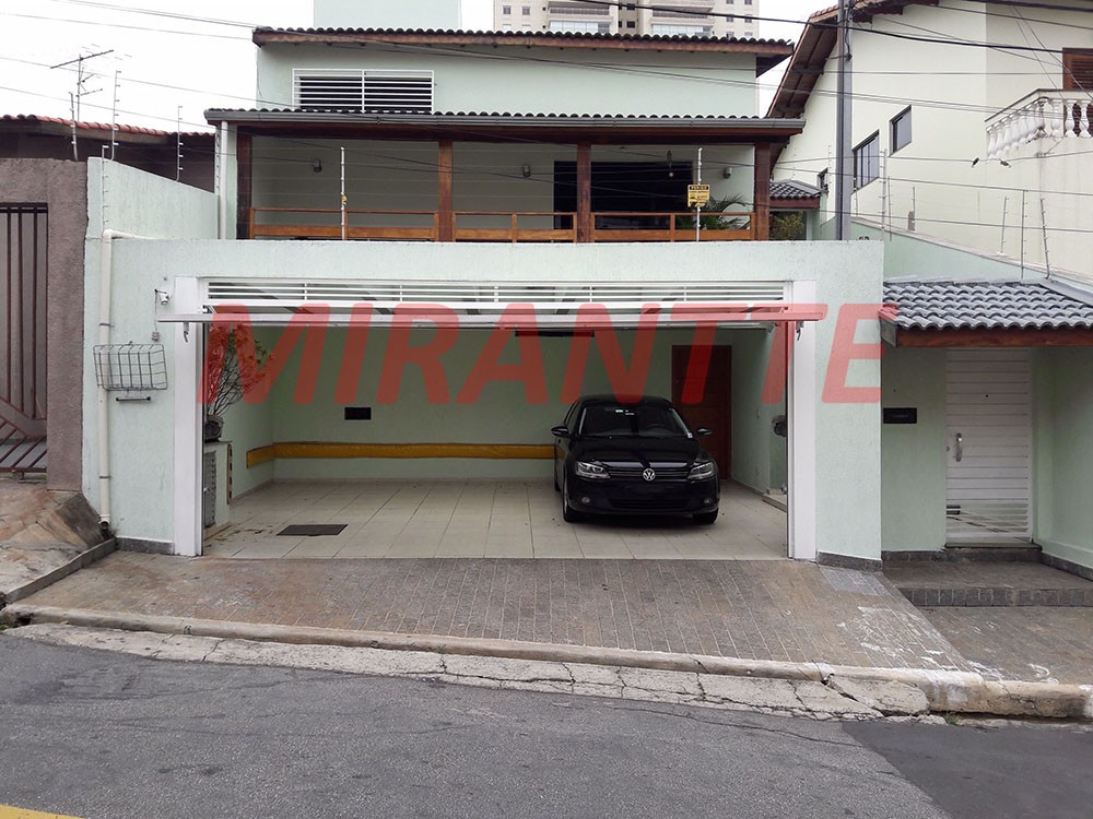 Sobrado de 400m² com 3 quartos em Vila Rosália