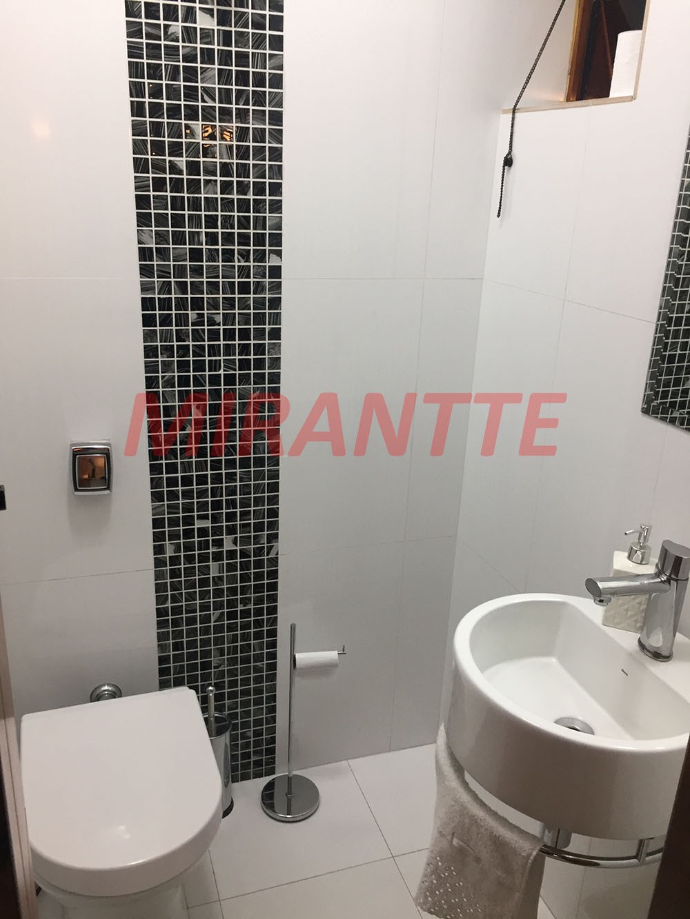 Sobrado de 400m² com 3 quartos em Vila Rosália