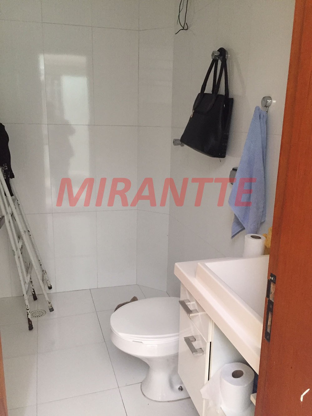 Sobrado de 400m² com 3 quartos em Vila Rosália