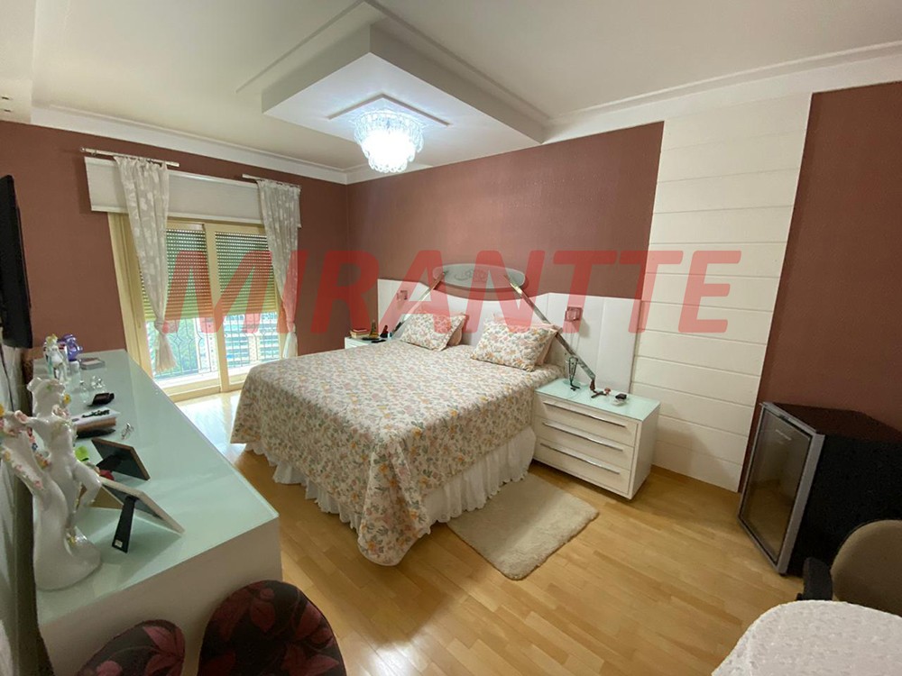 Apartamento de 515m² com 4 quartos em Santana