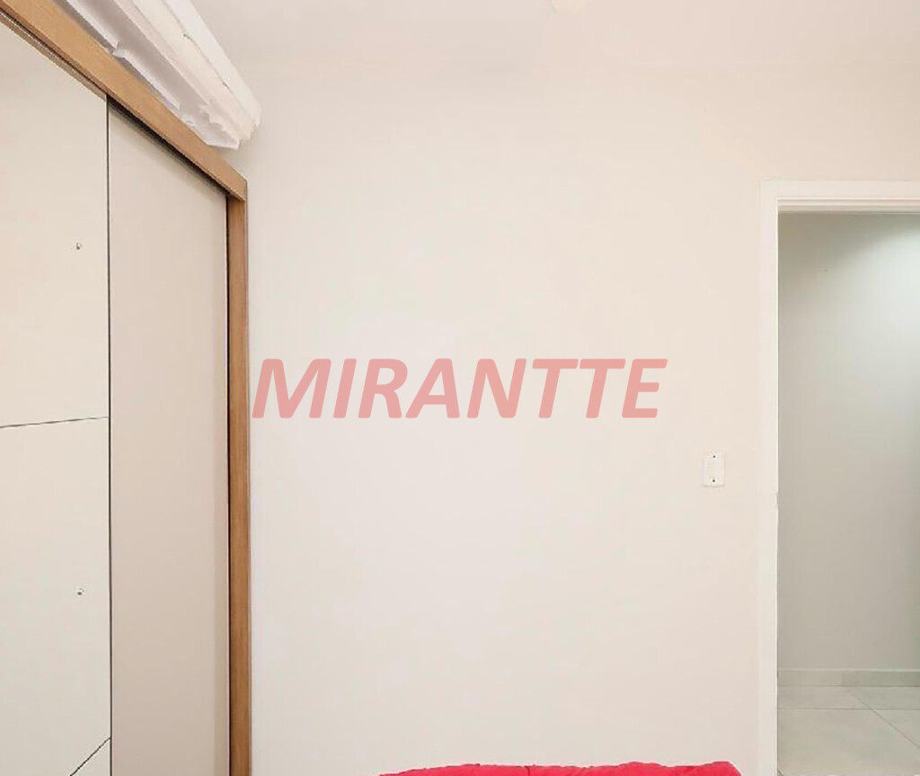 Apartamento com 2 quartos em Vila Mazzei