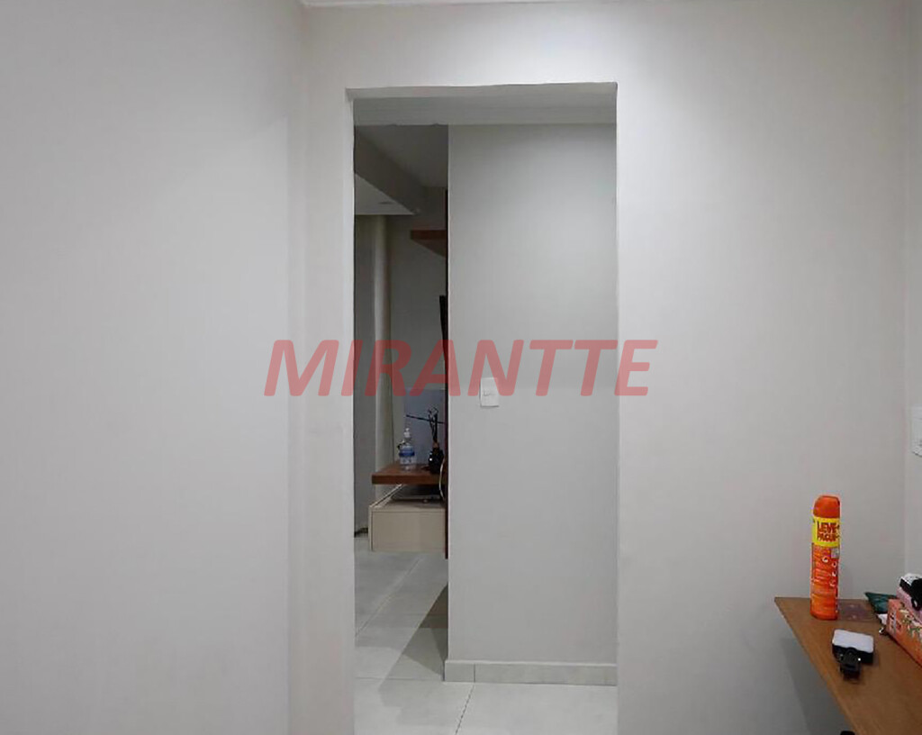 Apartamento com 2 quartos em Vila Mazzei