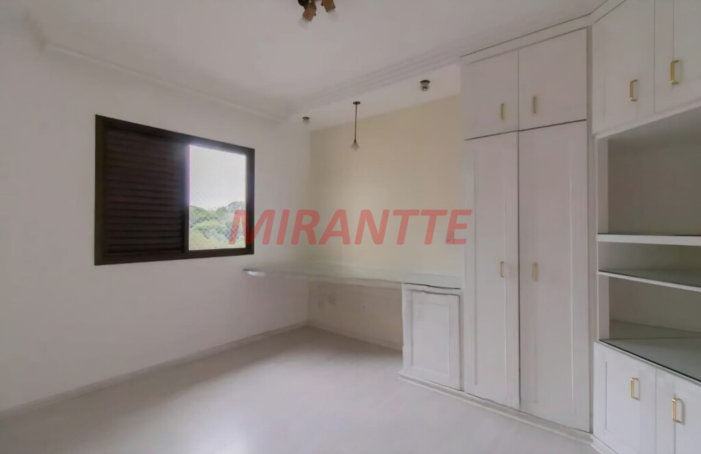 Apartamento de 192m² com 4 quartos em Macedo