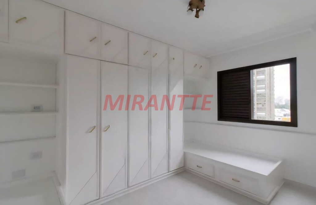 Apartamento de 192m² com 4 quartos em Macedo