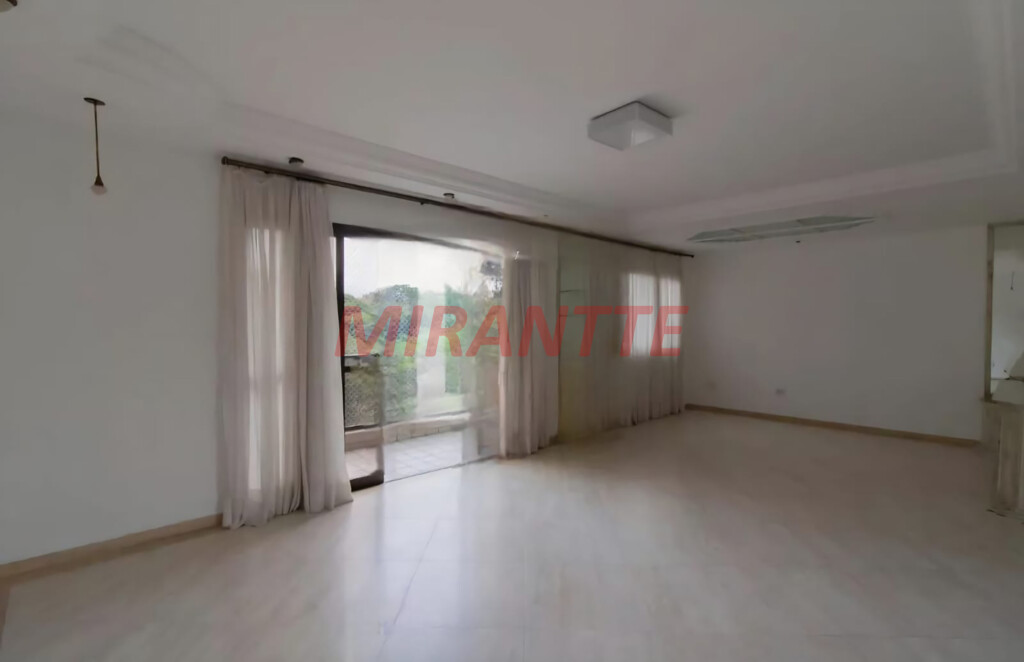 Apartamento de 192m² com 4 quartos em Macedo