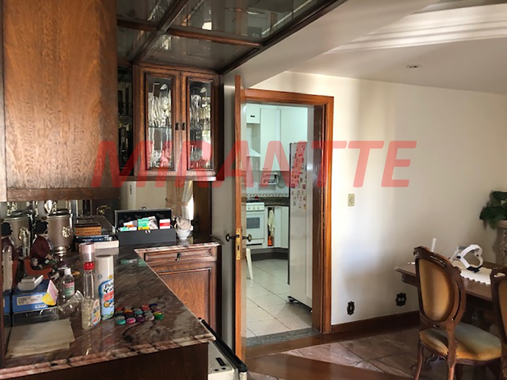 Apartamento de 1.98m² com 4 quartos em Santana