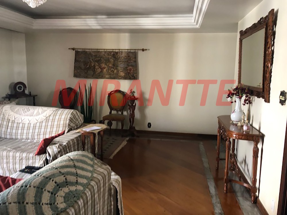 Apartamento de 1.98m² com 4 quartos em Santana