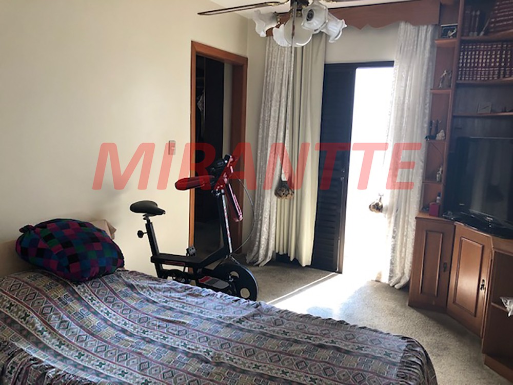 Apartamento de 1.98m² com 4 quartos em Santana