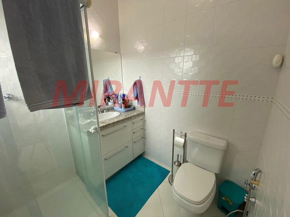 Sobrado de 750m² com 5 quartos em Serra Da Cantareira