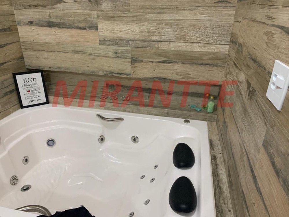 Sobrado de 180m² com 3 quartos em Jardim Guançã
