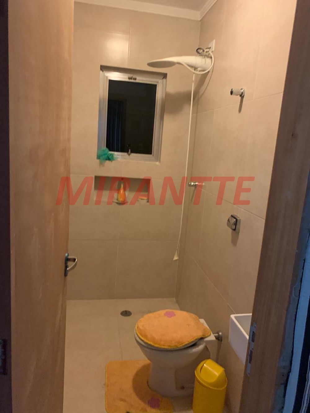 Sobrado de 180m² com 3 quartos em Jardim Guançã
