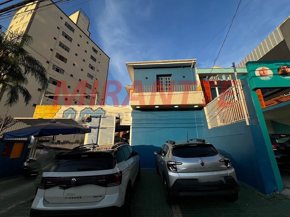 Comercial de 250m² em Santana