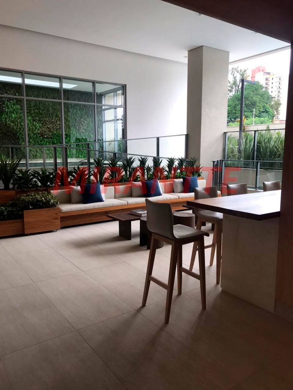 Apartamento com 4 quartos em Santana