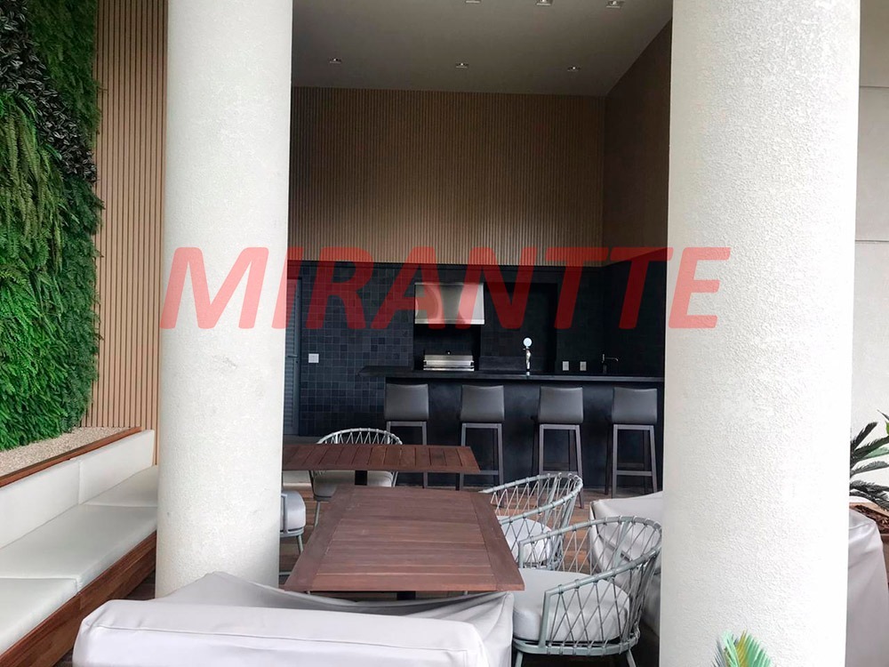Apartamento com 4 quartos em Santana