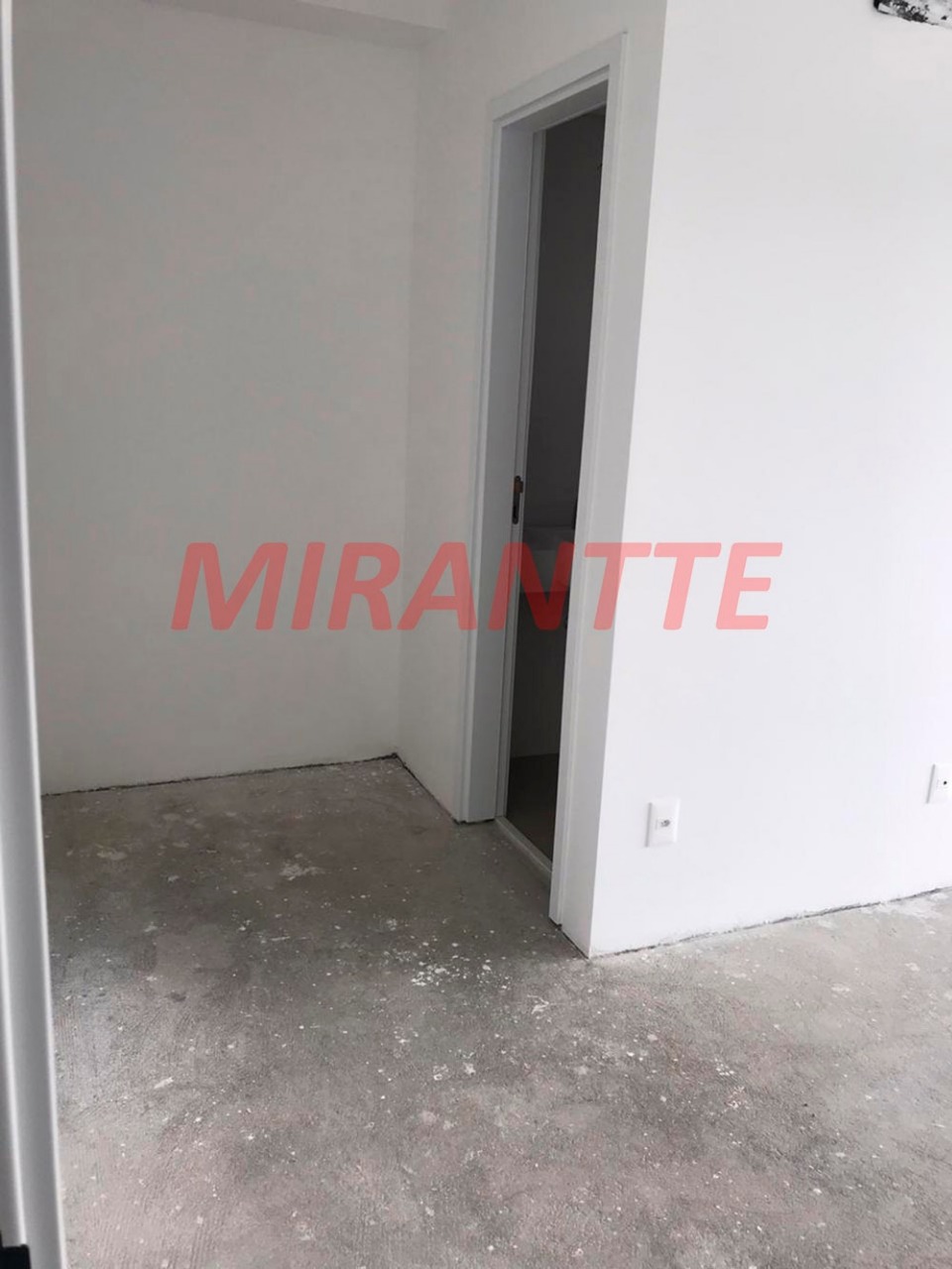 Apartamento com 4 quartos em Santana