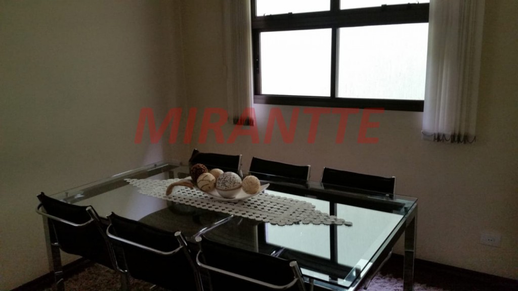 Sobrado de 200m² com 3 quartos em Vila Sabrina