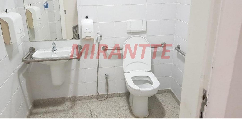 Comercial de 604m² em Casa Verde