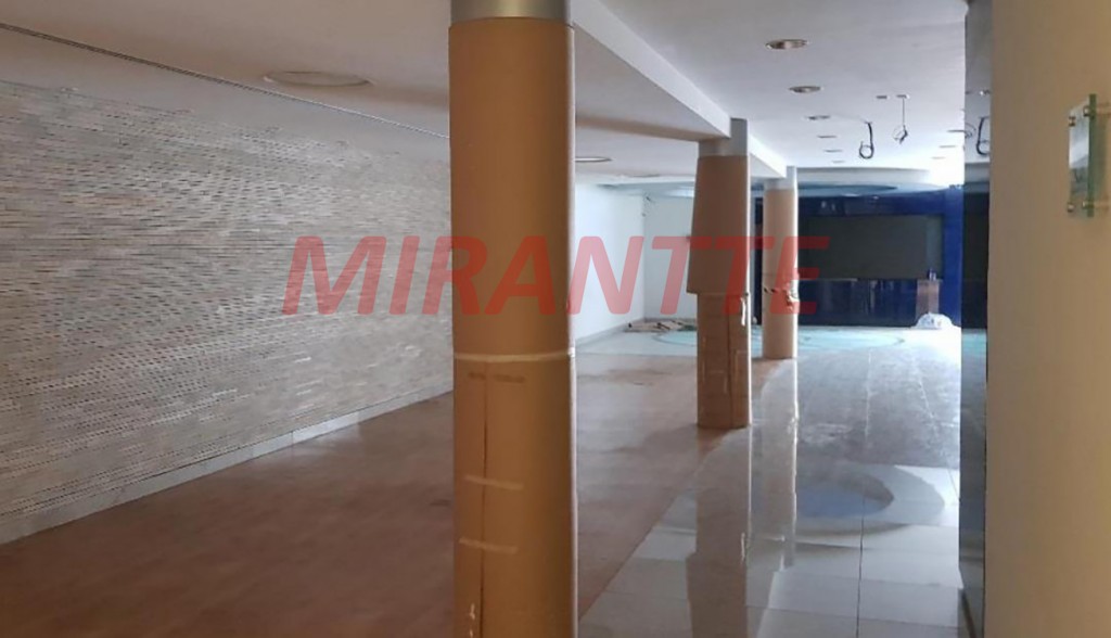 Comercial de 604m² em Casa Verde