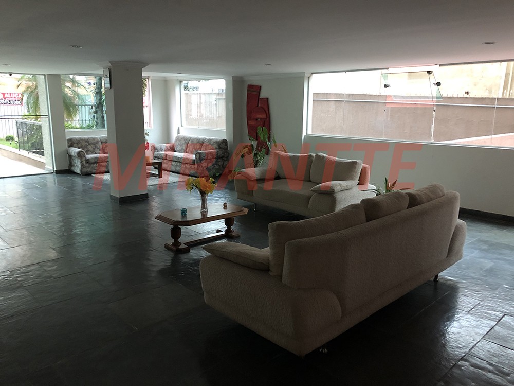 Apartamento de 62m² com 2 quartos em Água Fria