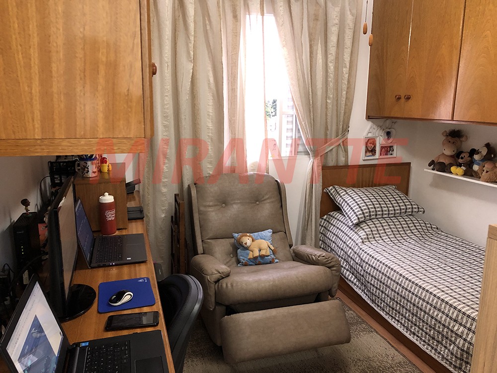 Apartamento de 62m² com 2 quartos em Água Fria