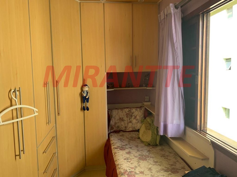 Sobrado de 198m² com 3 quartos em Vila Mazzei