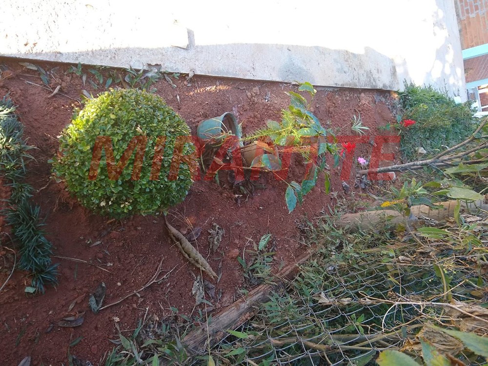 ChÁcara de 150m² com 2 quartos em Jardim Europa