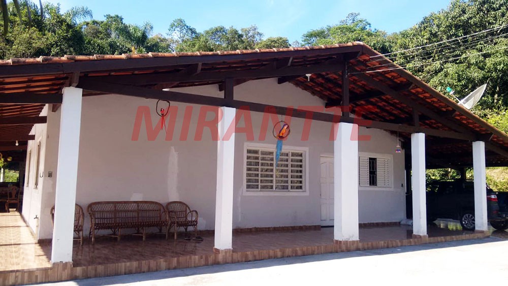 ChÁcara com 3 quartos em Viradouro
