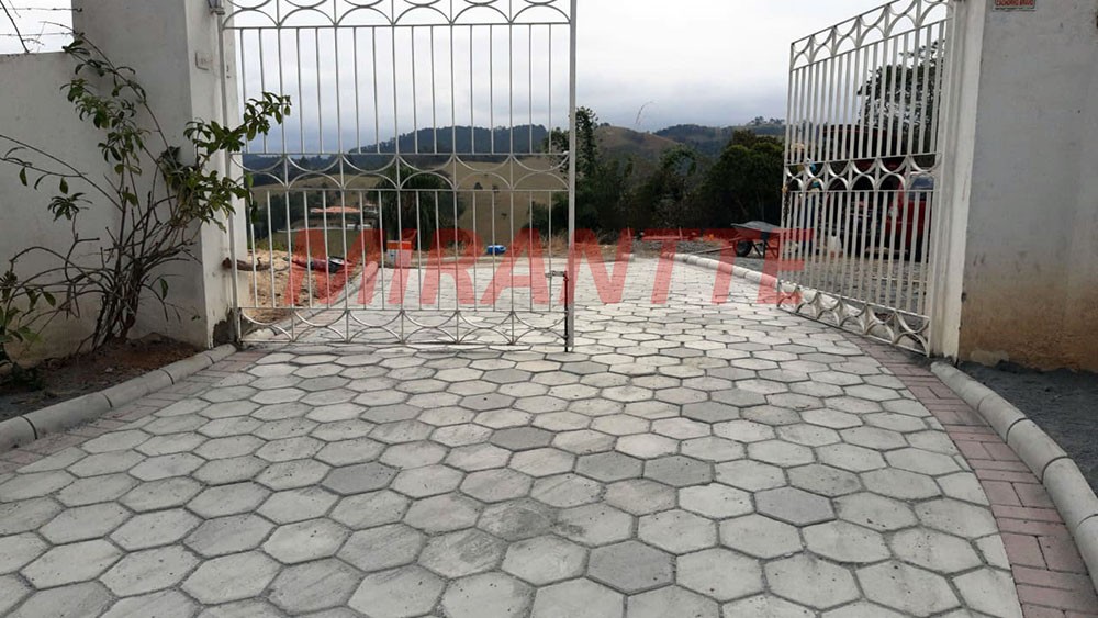 ChÁcara com 3 quartos em Viradouro